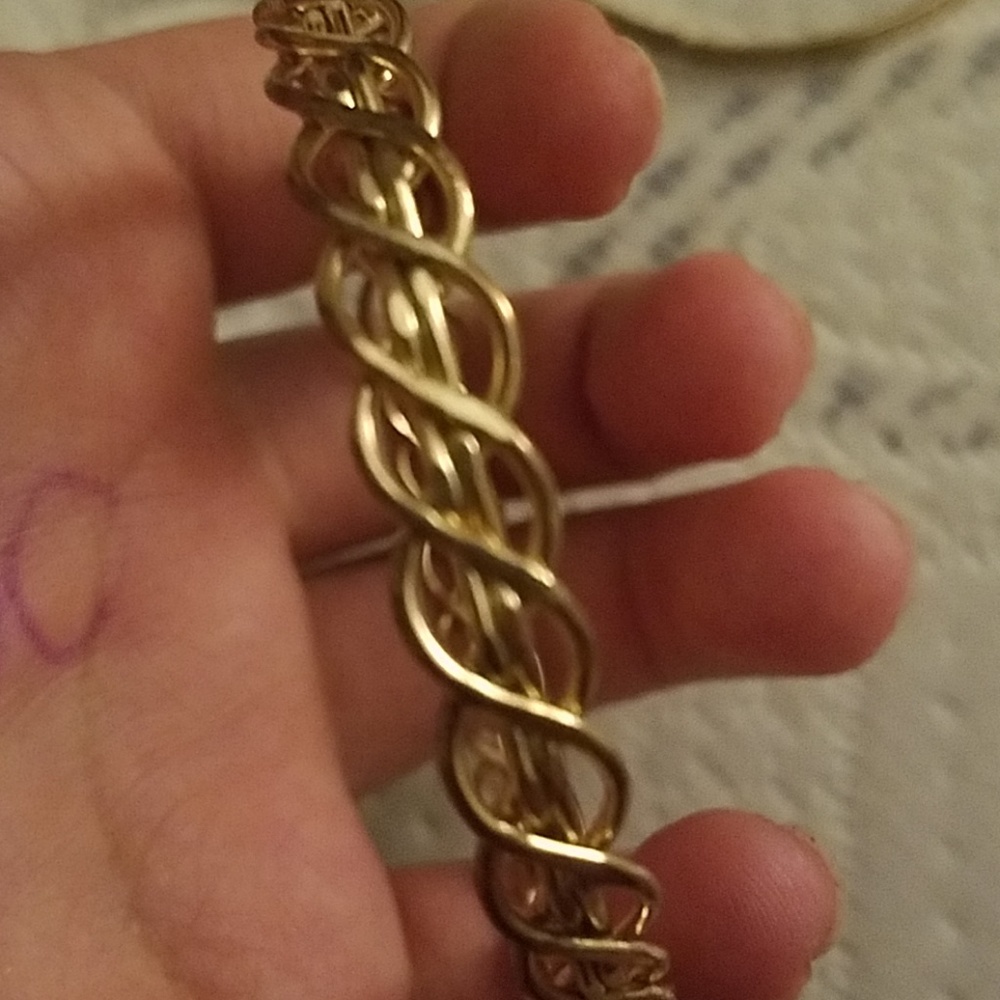 Bracelets - Picture 4 of 4